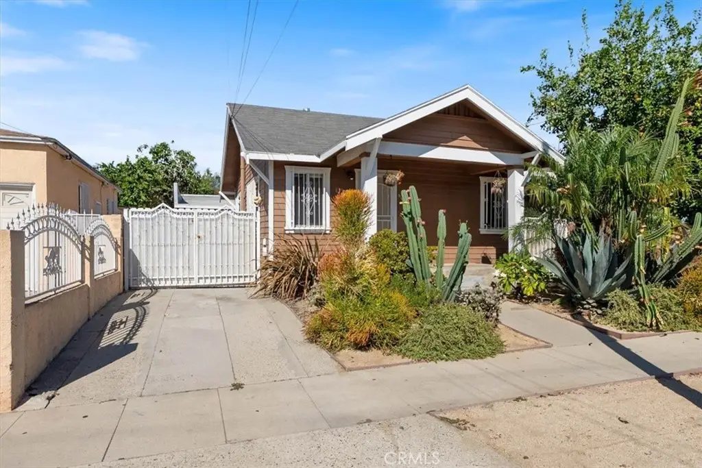 439 E 98th, Inglewood, CA 90301 - #1