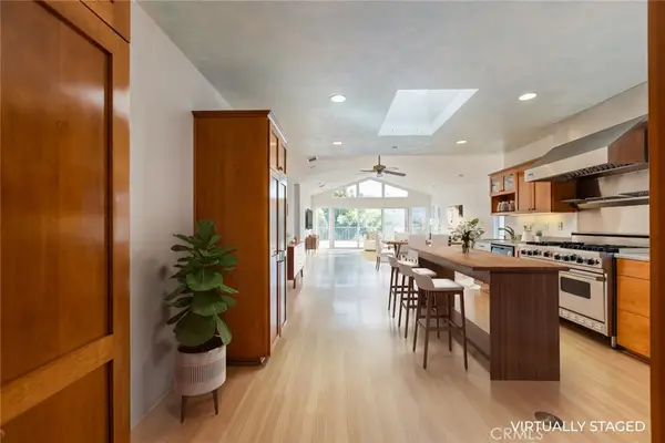 1050 Avenue D, Redondo Beach, CA 90277