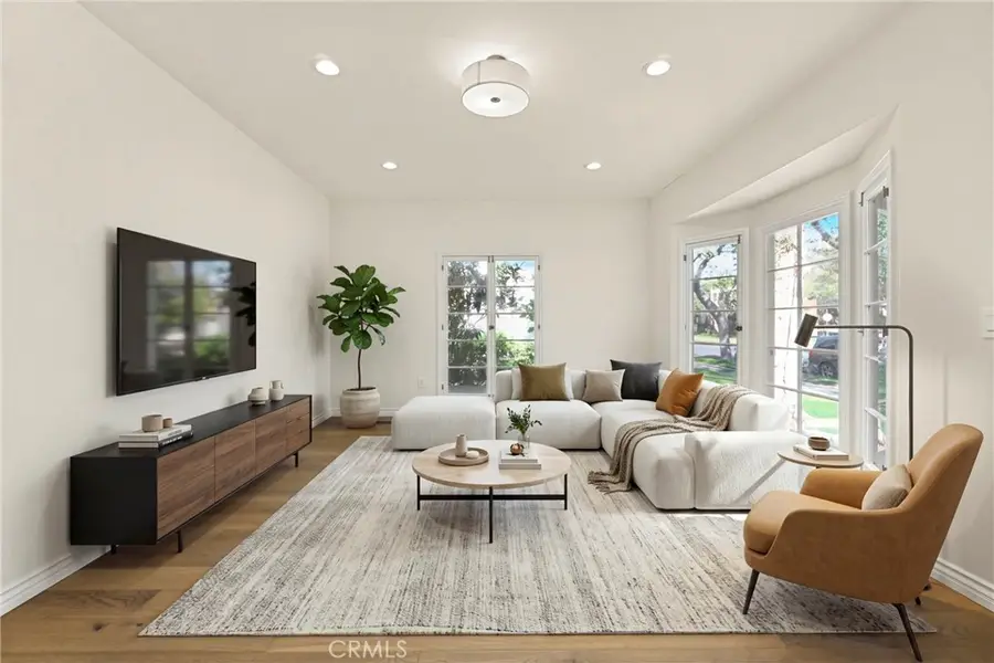 1239 Orlando Avenue, Los Angeles, CA 90035 - #2