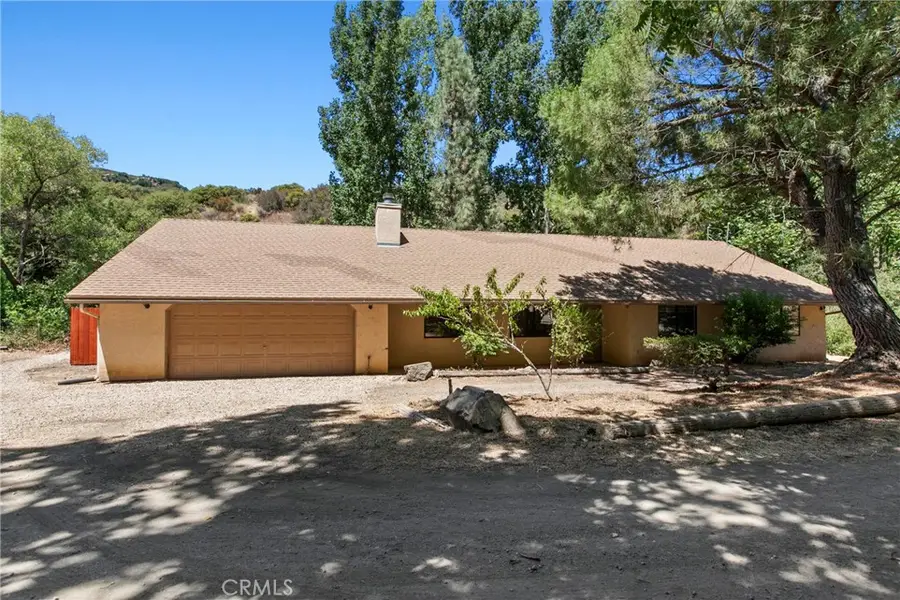 9031 Tassajara Creek Road, Santa Margarita, CA 93453 - Image #2