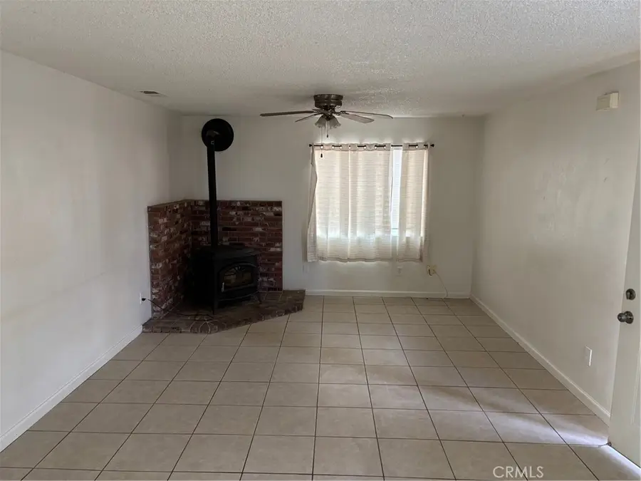 20416 20416 Sierra Ave., Tehachapi, CA 93561 - #2