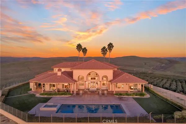 1990 E 46, Shandon, CA 93461