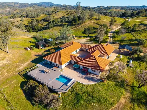 9750 Random Canyon Way, Creston, CA 93432