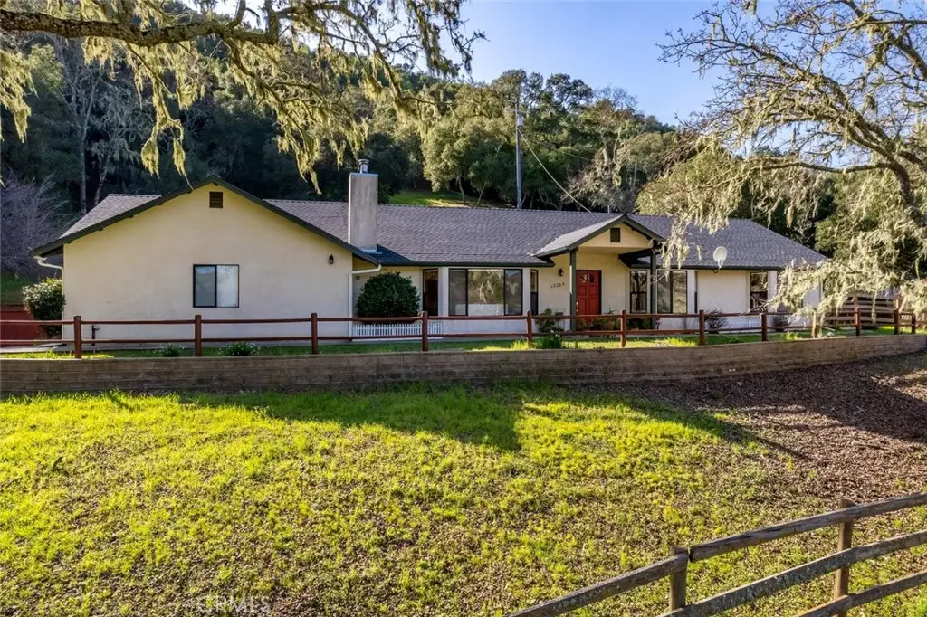 13205 Santa Lucia Road, Atascadero, CA 93422 - Image #1
