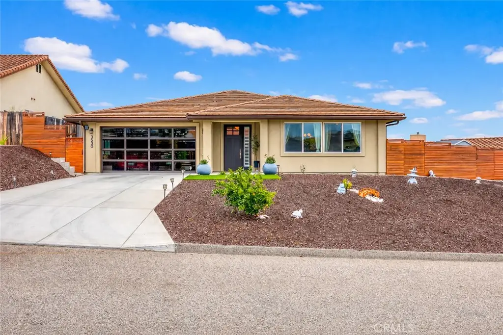3530 Lakeside Village, Paso Robles, CA 93446 - #1