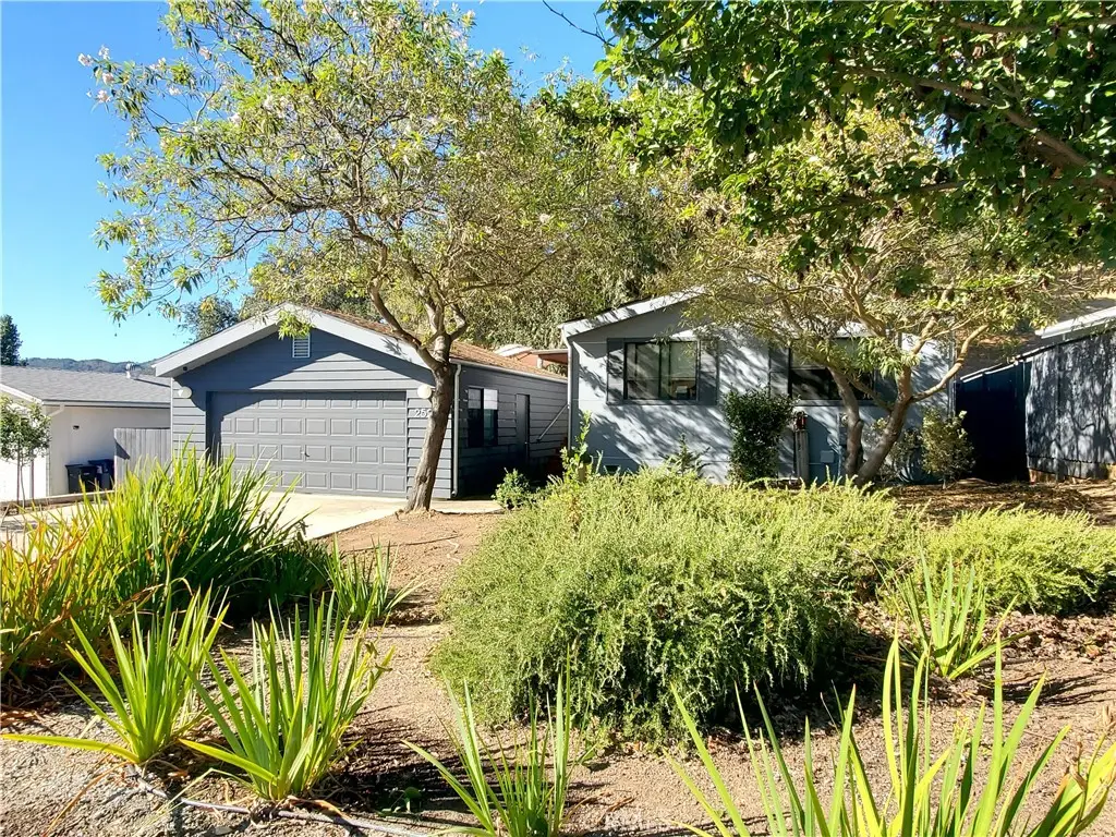 2522 Bridle Trail, Paso Robles, CA 93446 - #1