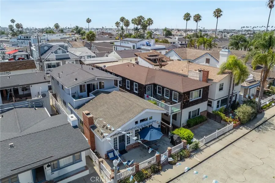 210 Opal, Newport Beach, CA 92662 - #3
