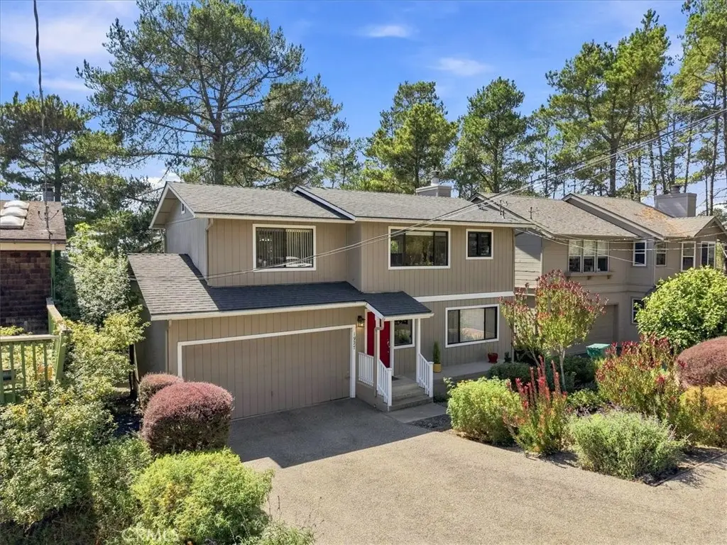 1927 Norwich, Cambria, CA 93428 - #1