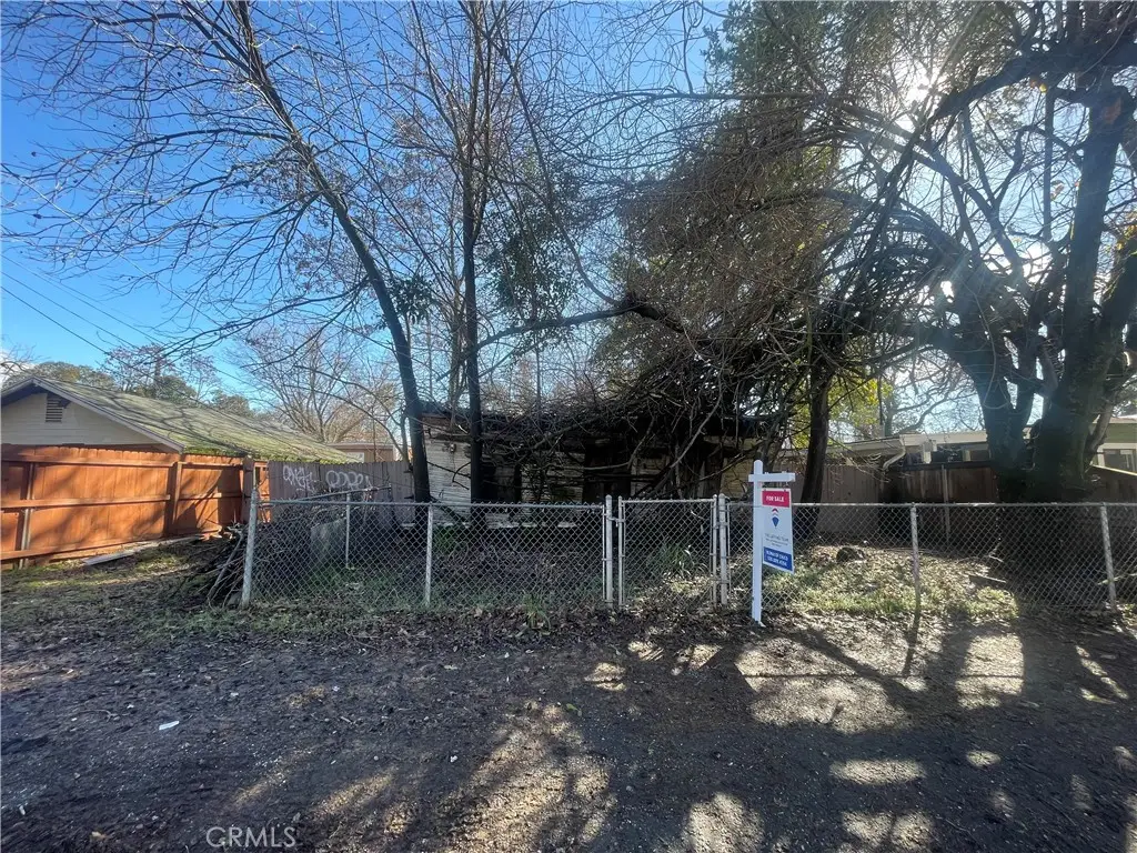 1169 E 9th Street, Chico, CA 95928 - Image #1