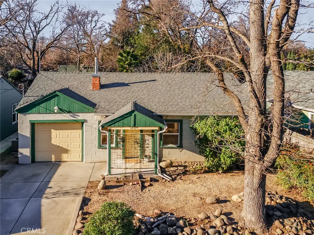 1076 E 9th Street, Chico, CA 95928 - Image #1