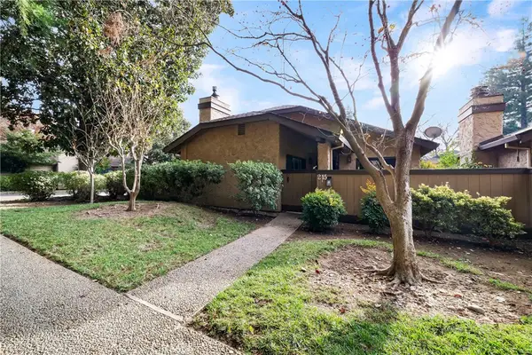 512 Wilshire Ct Court, Chico, CA 95973