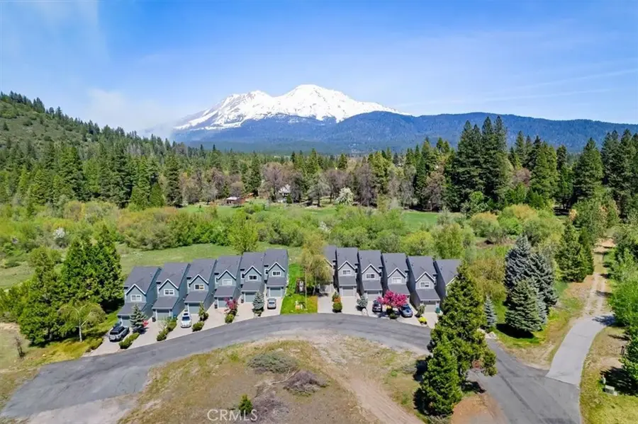 1422 Kingston, Mount Shasta, CA 96067 - #3