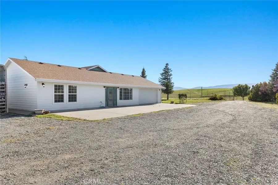 5650 Janine Way, Corning, CA 96021 - #3