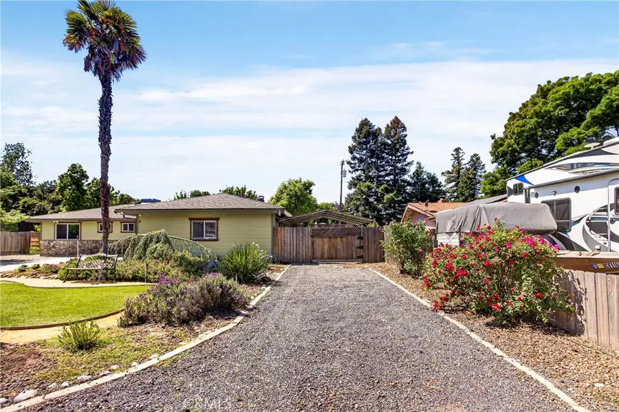 6 Mayfair, Chico, CA 95973 - #3