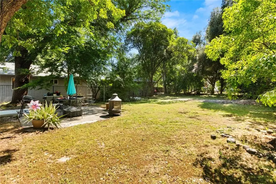 1199 Citrus #1 & 1/2, Chico, CA 95926 - #2