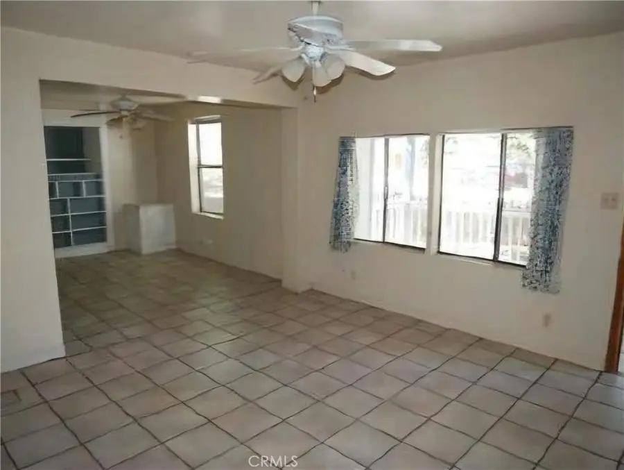 349 W 6th Avenue, Chico, CA 95926 - #3