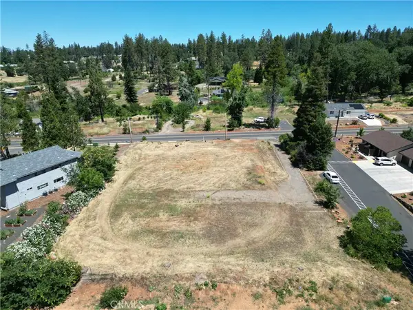 1246 Elliott Rd, Paradise, CA 95969