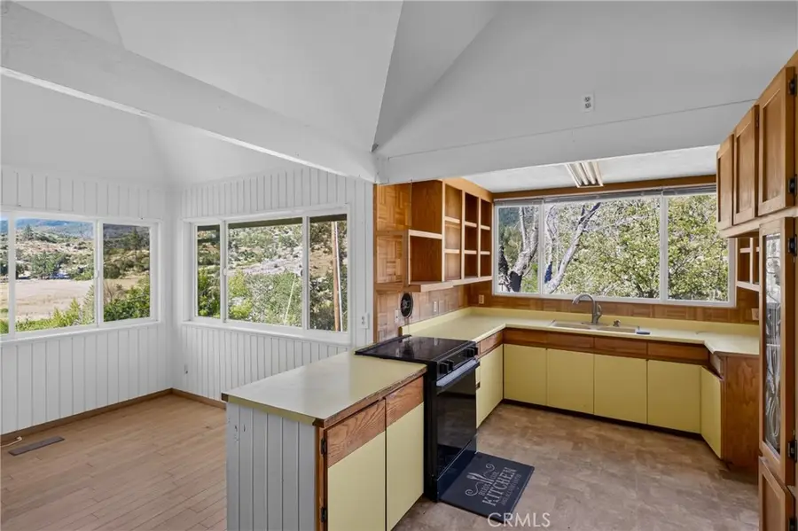405 Old Cottonwood Creek Road, Hornbrook, CA 96044 - #3
