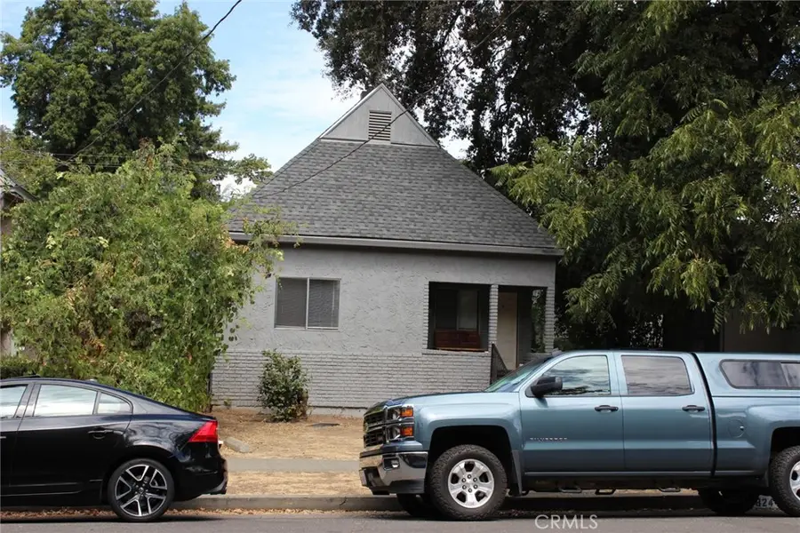 824 W 1st Street, Chico, CA 95928 - #3