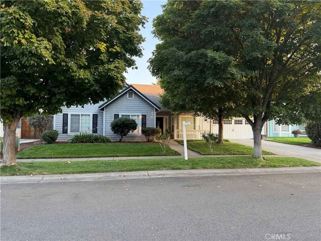 4 Stratford Way, Chico, CA 95973 - #1