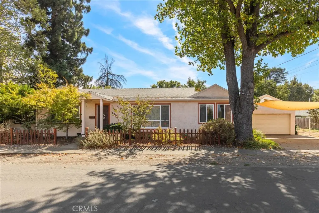 871 E Lindo Avenue, Chico, CA 95926 - #1