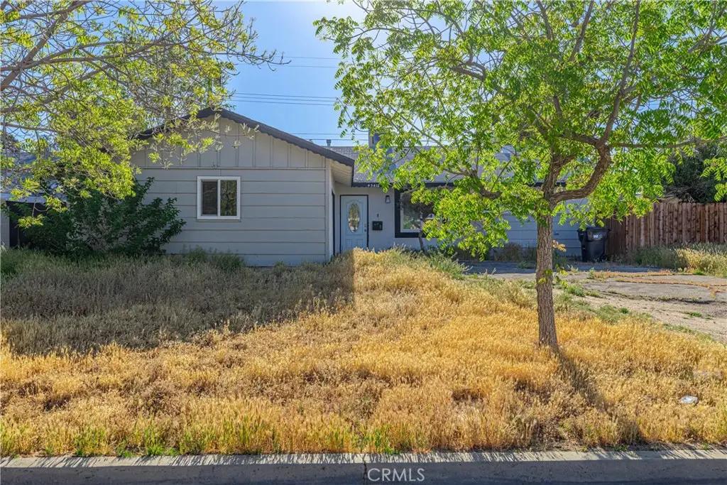 45416 Burgess Way, Lancaster, CA 93535 - #1