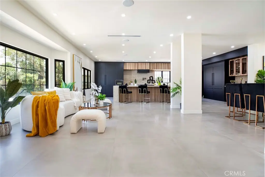 6849 Firmament Avenue, Van Nuys, CA 91406 - #1