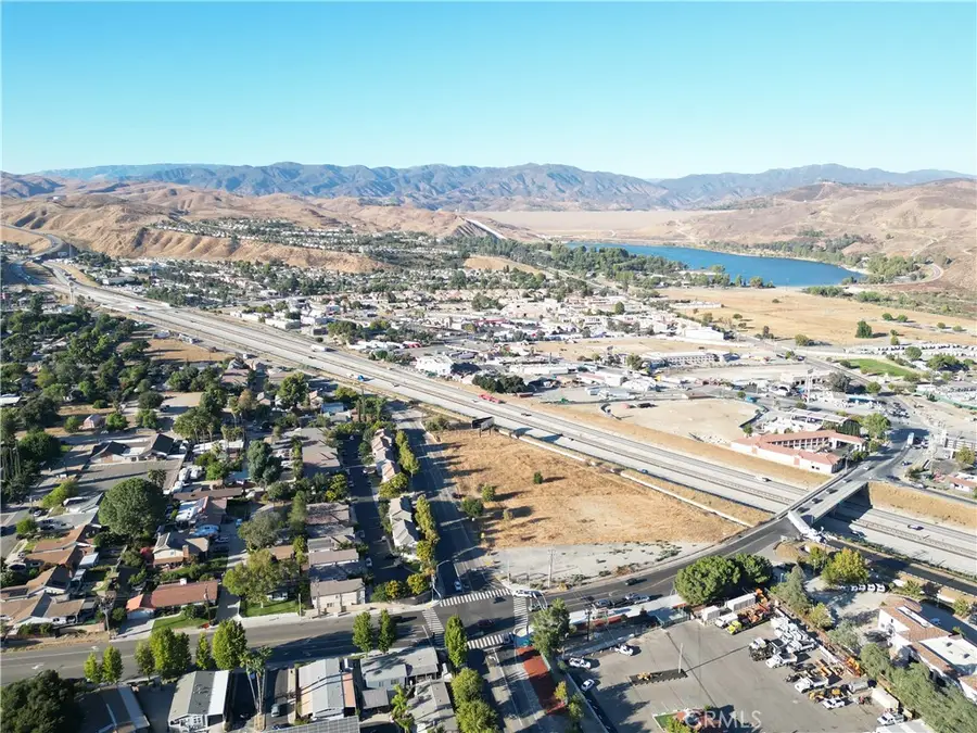 31426 The Old Road N, Castaic, CA 91384 - Image #3