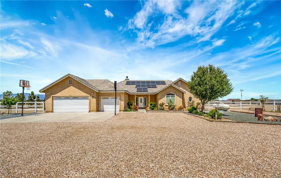 7315 W Avenue A8, Lancaster, CA 93536 - #2