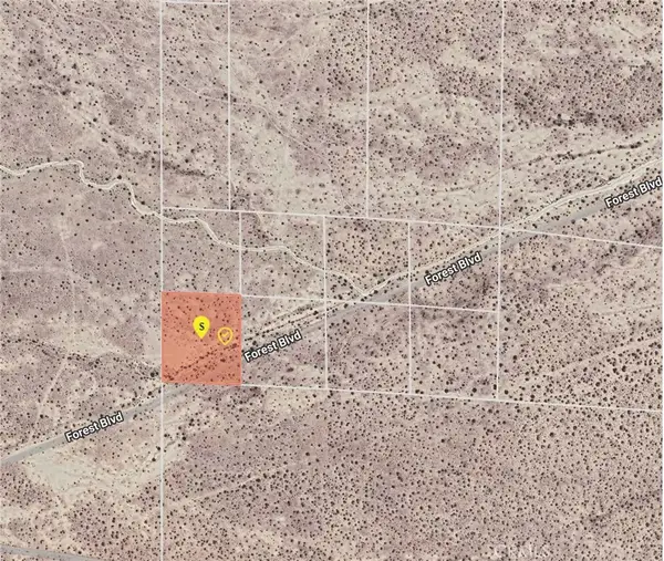 13 Forest Blvd, California City, CA 93505