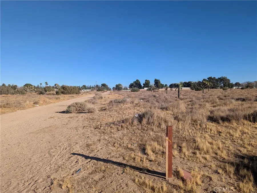 0 W Vic 30th Stw Ave #m8, Lancaster, CA 93536 - #3