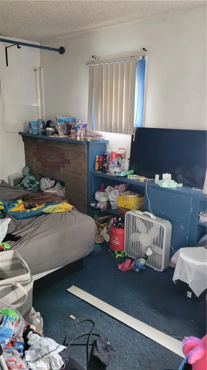 922 N Mayo Avenue, Compton, CA 90221 - #3