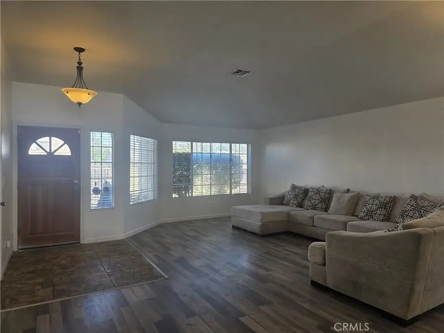 37623 Teal Street, Palmdale, CA 93552 - Image #3