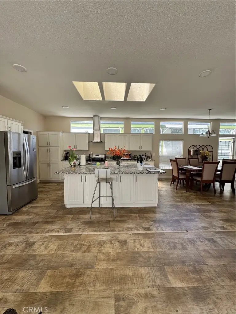 27 Essex Drive, Torrance, CA 91324 - #2