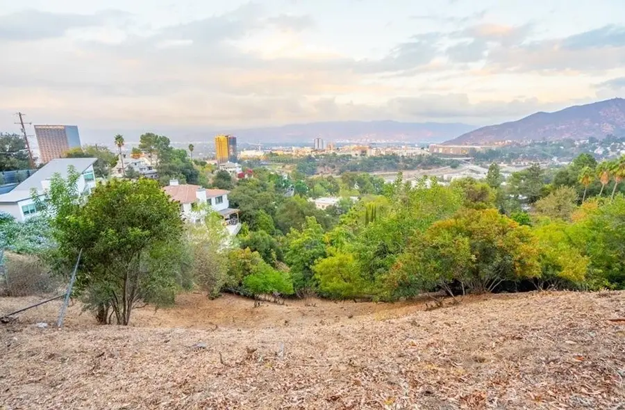 3544 Multiview Dr, Los Angeles, CA 90068 - Image #3