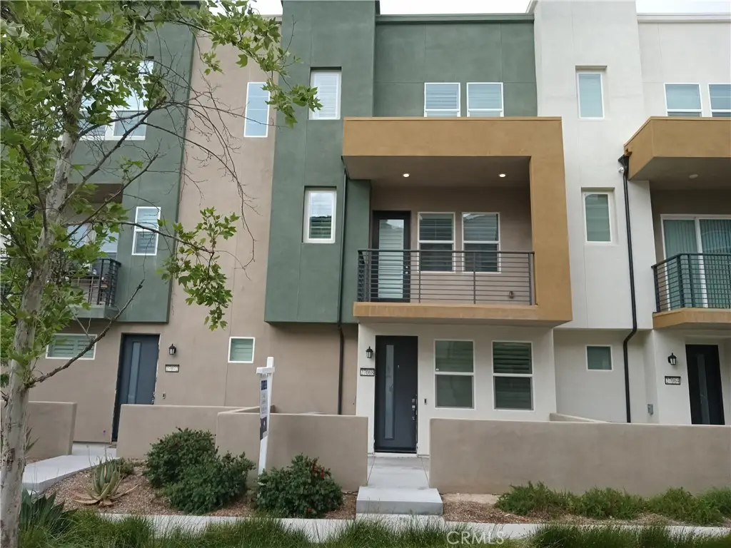 27068 Deer Way, Valencia, CA 91381 - Image #1