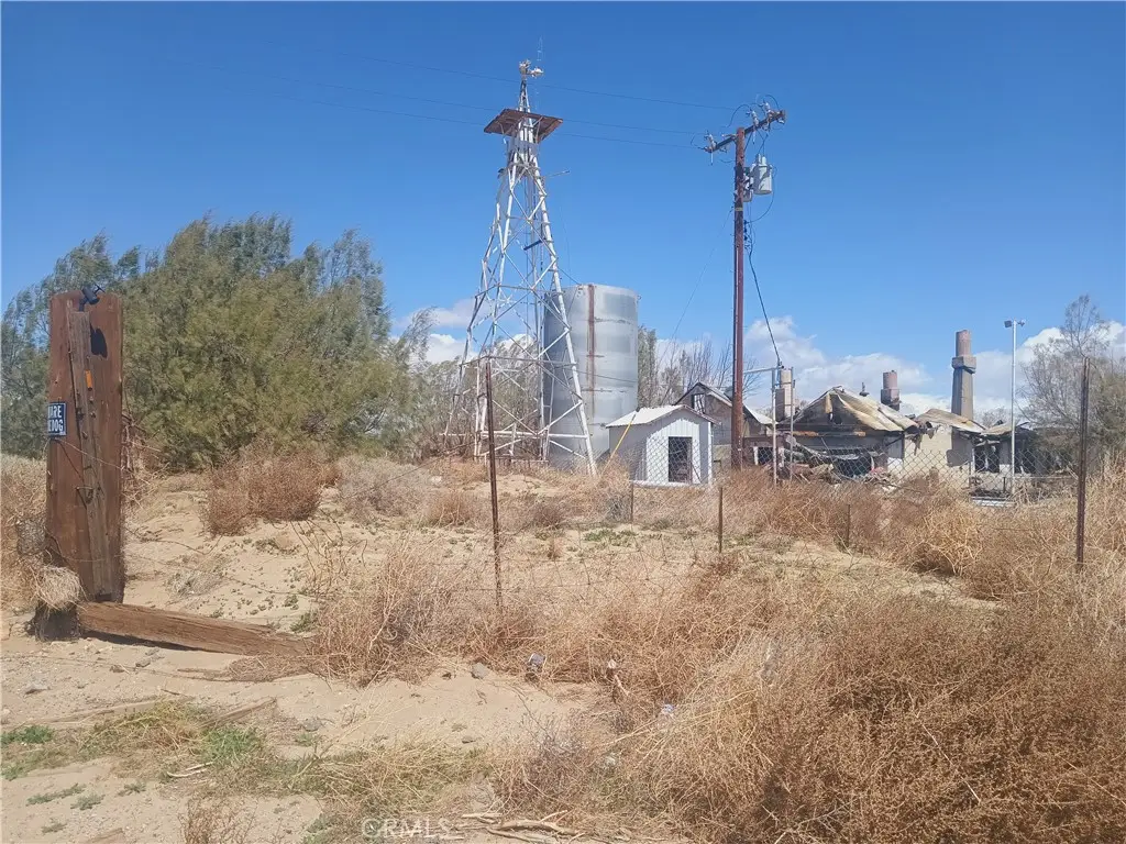 32292 Neuralia Road, Cantil, CA 93519 - #1