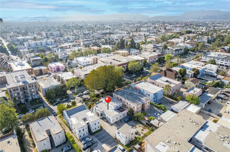 144 S Catalina Street, Los Angeles, CA 90004 - Image #3