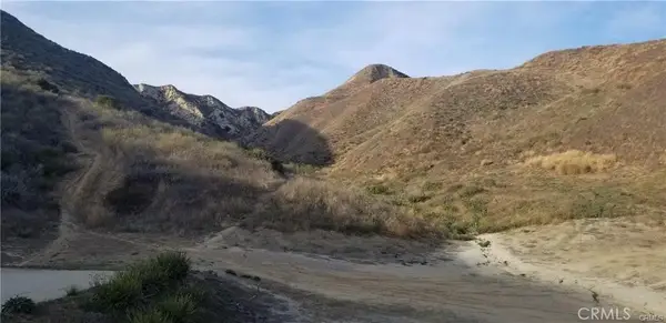 25 Chivo, Simi Valley, CA 93063