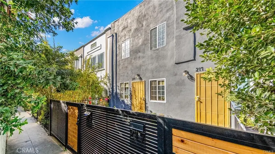 217 Columbia Place, Los Angeles, CA 90026 - Image #2