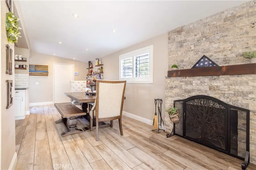 27573 Santa Clarita Road, Saugus, CA 91350 - Image #3