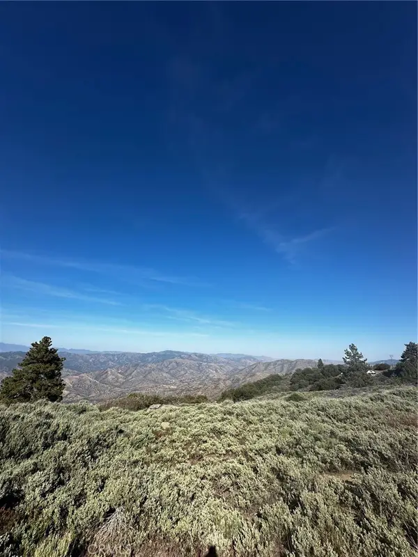 25840 Remington Court, Tehachapi, CA 93561