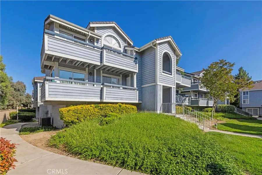 26966 Flo Lane #318, Canyon Country, CA 91351 - Image #3