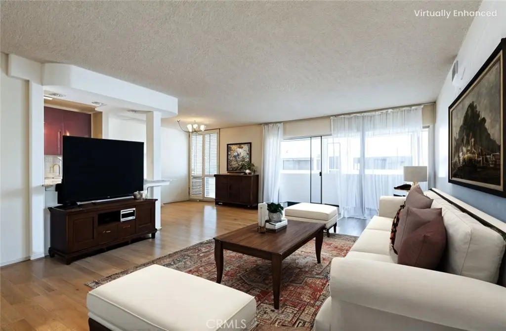 5454 Zelzah Avenue #215, Encino, CA 91316 - Image #1