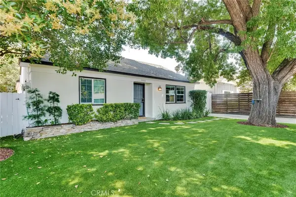 5550 Fallbrook Avenue, Woodland Hills, CA 91367