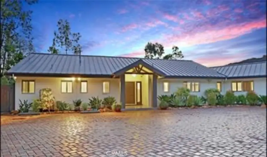 24311 Sylvan Glen Road, Calabasas, CA 91302 - Image #2