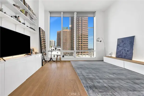 877 Francisco Street #821, Los Angeles, CA 90017