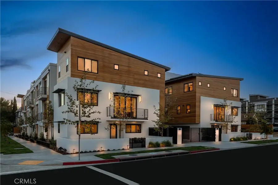 1567 Hi Point St, Los Angeles, CA 90035 - Image #2