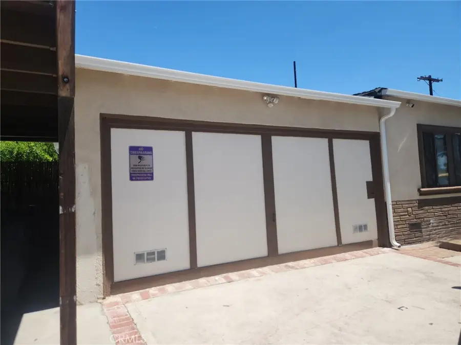 21057 Runnymede Street, Canoga Park, CA 91303 - Image #3
