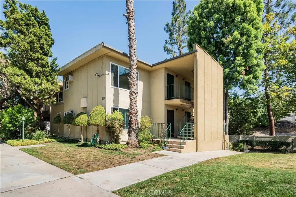11138 Aqua Vista Street #49, North Hollywood, CA 91602 - Image #1